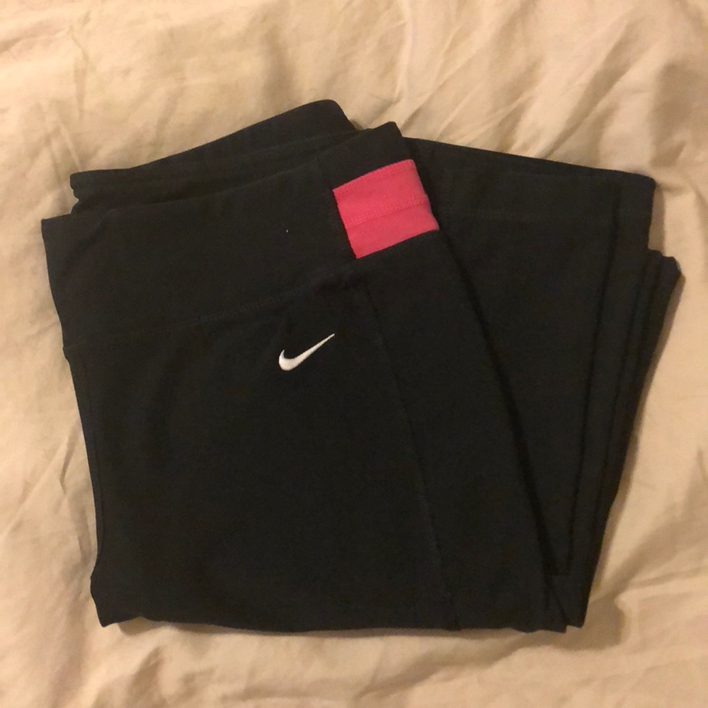 Never worn Nike dri-fit pants